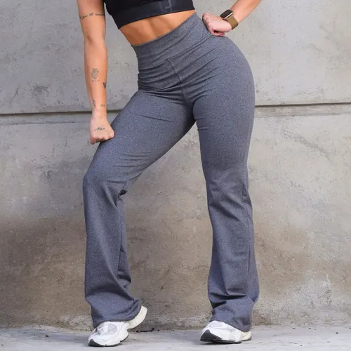 Calca legging leg flare zero transparencia grossa academia
