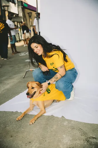 Camisa 10 Amarela Traje Cazétv