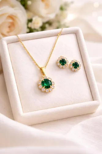 Conjunto Colar Brinco Zirconia Folheado A Ouro Presente