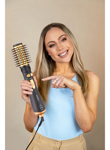 Escova Modeladora Rotativa Britânia Ber20pd 3 Temperaturas Cor Preto e Dourado