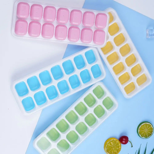Kit 4 Formas de Gelo Rezzet com Tampa e Fundo Flexível em Silicone