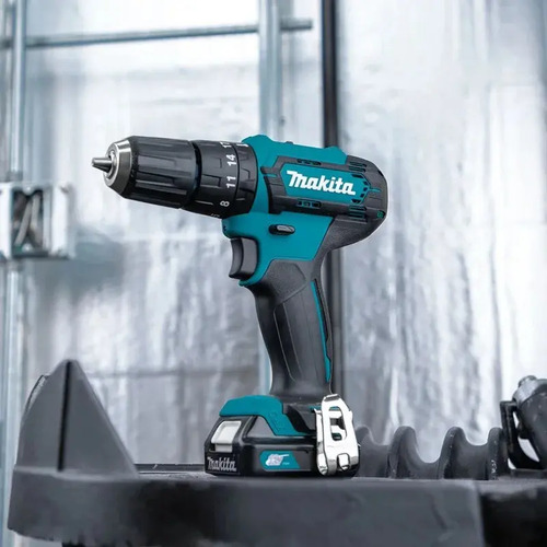 Kit Parafusadeira Furadeira De Impacto Hp333dwyx3 Makita Bateria 12V 1,5 Ah E carregador
