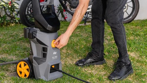 Lavadora e Desobstruidora de Alta Pressão WAP WL 2660 Turbo Ultra 127V