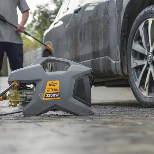 Lavadora e Desobstruidora de Alta Pressão WAP WL 4200 Ultra 5 Pistões 2200w 1305psi 510l/h Com Jato Regulável e Motor de Indução 220V