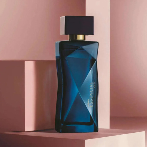 Natura Essencial Oud Deo parfum 100ml Feminino