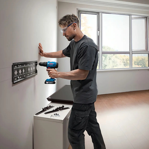 Parafusadeira/ Furadeira de Impacto a Bateria Bosch GSB 183 LI com 2 Baterias Carregador e Maleta