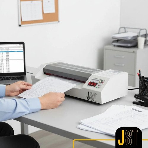 Plastificadora e Laminadora JST PL-320