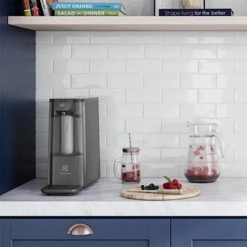 Purificador De Água Natural Fria E Gelada Eletrônico Placa Compacta Painel Touch Pure 4x PE12G Electrolux Cinza Grafite