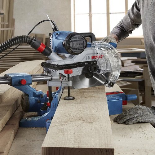 Serra meia esquadria telescópica Bosch GCM 254 D 1800w