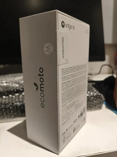 Smartphone Motorola Edge 70 5G Collections Crystals by Swarovski 512GB - 24gb (12GB Ram+12GB Ram Boost), Ultrafino, 3 cameras 50MP e tela extreme Amoled 120hz - Cloud Dancer