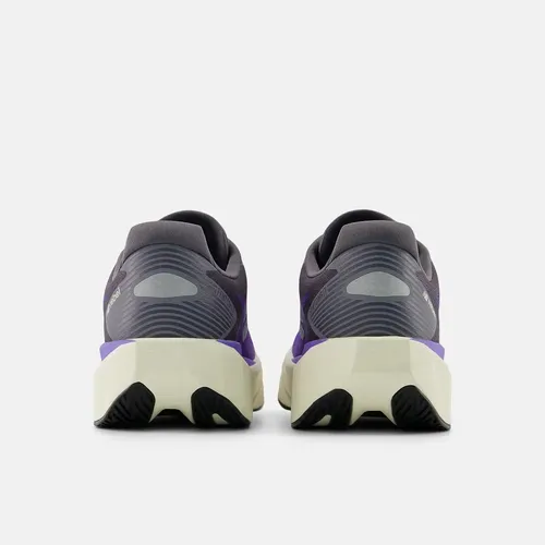 Tênis Masculino New Balance Fuelcell Rebel V5 Exclusivo